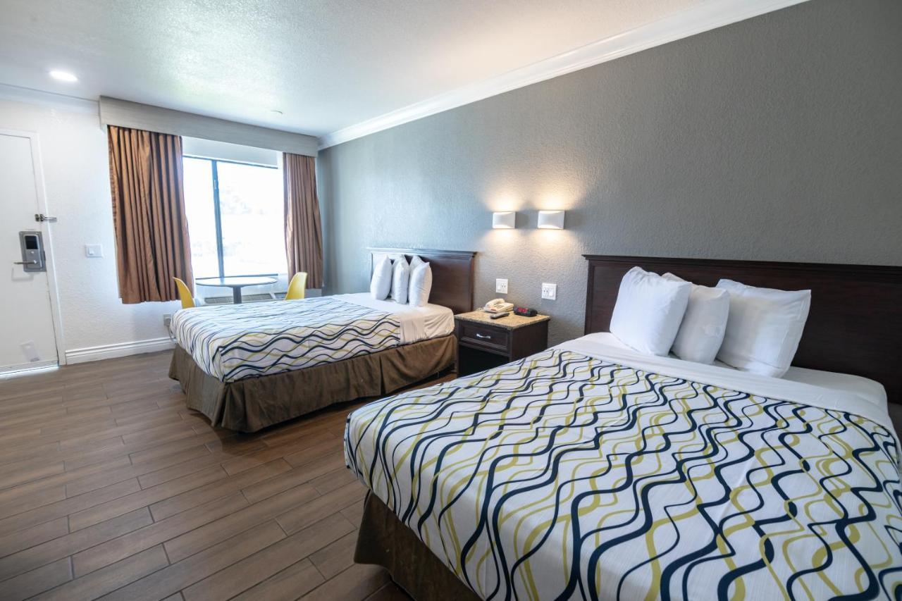 Hospitality Inn San Bernardino Exteriör bild